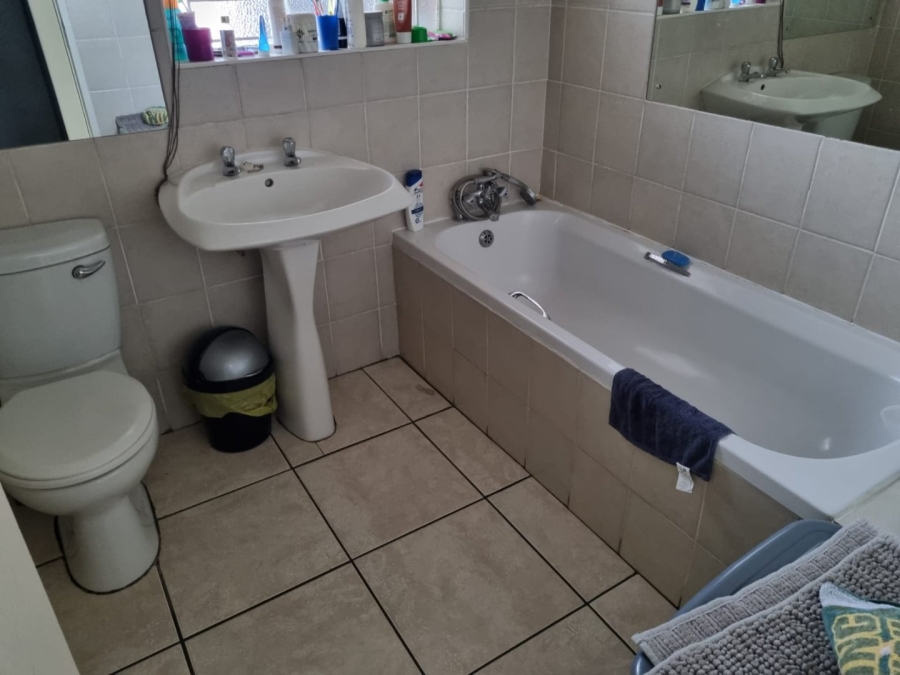 4 Bedroom Property for Sale in Helicon Heights Free State